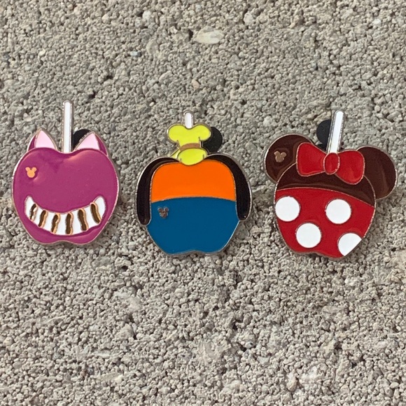 Disney Jewelry - Disney Trading Pins